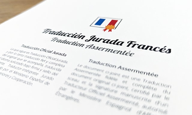 Portada de una traduccion jurada a frances de un documento oficial español que se debe presentar en Francia